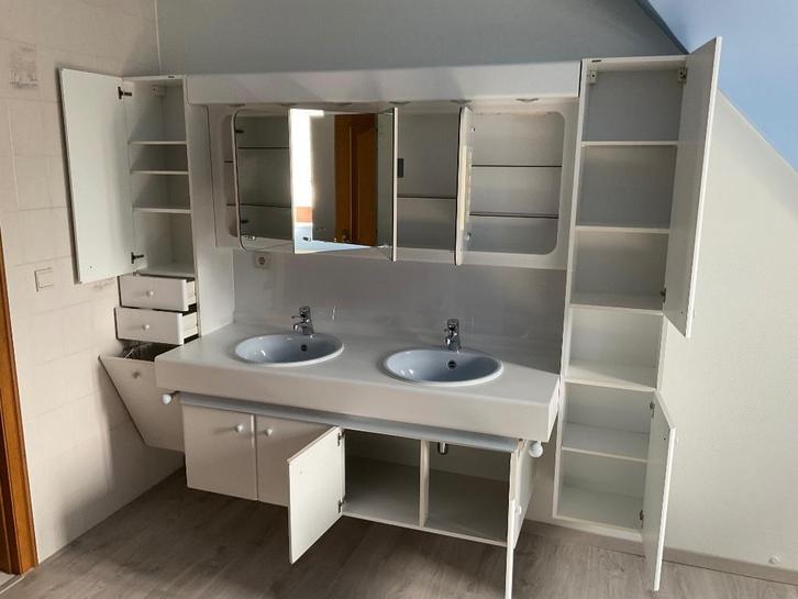 Badkamer, Huis en Inrichting, Badkamer | Complete badkamers, Gebruikt, Met bad, Ophalen