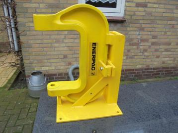 Ponsbeugel, pons beugel, werkplaatspers, persbeugel. Enerpac beschikbaar voor biedingen