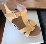 Chaussures femme taille 38, Enlèvement, Comme neuf