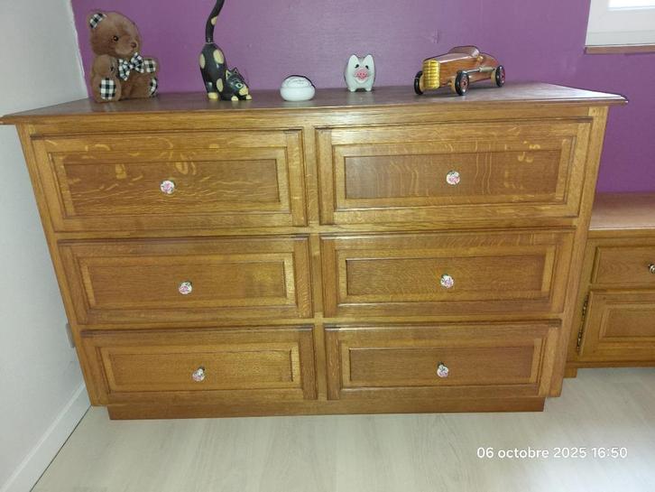 Commode 6 grands tiroirs en CHÊNE MASSIF, Maison & Meubles, Armoires | Commodes, Comme neuf, Chêne, 5 tiroirs ou plus, Enlèvement