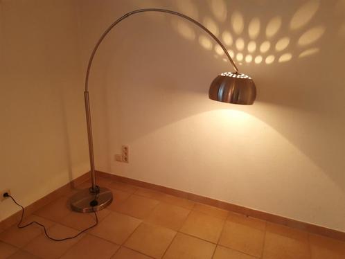 staande lamp (VERKOCHT), Huis en Inrichting, Lampen | Vloerlampen, Gebruikt, 150 tot 200 cm, Metaal, Ophalen