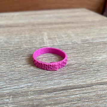 Roze glitter riem Barbie beschikbaar voor biedingen