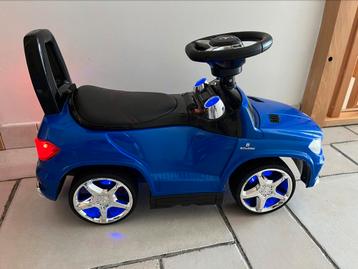 Trotteur bébé /enfant voiture Mercedes GL 63 beschikbaar voor biedingen