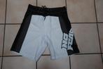 Witte en zwarte bermuda Boardshorts, jerseyshorts, maat S, T, Kleding | Heren, Badmode en Zwemkleding, NO FEAR, Wit, Ophalen of Verzenden