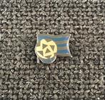 PIN - KOP - VLAG - VOETBAL - DRAPEAU - FOOTBALL, Verzamelen, Verzenden, Gebruikt, Sport, Speldje of Pin