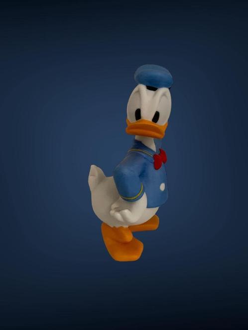 Porseleinen beeldje Donald Duck 14 cm DIsney, Verzamelen, Disney, Zo goed als nieuw, Beeldje of Figuurtje, Donald Duck, Ophalen of Verzenden
