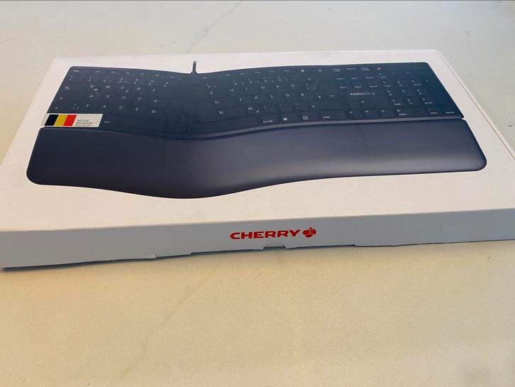 CHERRY KC 4500 ERGO, Computers en Software, Toetsenborden, Nieuw, Azerty, Bedraad, Ergonomisch, Ophalen of Verzenden