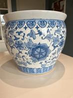 Porseleinen bloempot met Chinese motieven, Ophalen, Zo goed als nieuw