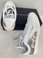 Hilfiger Sneakers neufs, Vêtements | Femmes, Chaussures, Sneakers et Baskets, Hilfiger, Blanc, Neuf