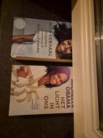 Michelle Obama - Mijn verhaal + het licht in ons., Boeken, Ophalen, Zo goed als nieuw, Michelle Obama