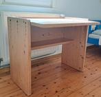 Compact massief houten bureau, Huis en Inrichting, Bureaus, Ophalen, Gebruikt, Bureau