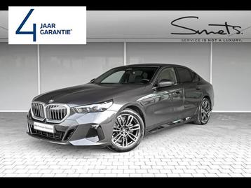 BMW Serie 5 520 M Pack - LED - DAB - NAVI  beschikbaar voor biedingen