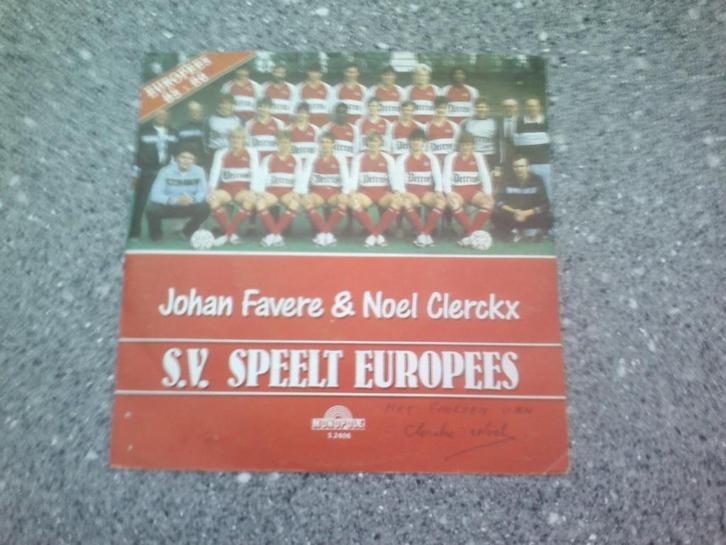 Singeltje:S.V.speelt Europees.85/86., Sport en Fitness, Voetbal, Zo goed als nieuw, Clubaccessoires, Ophalen of Verzenden