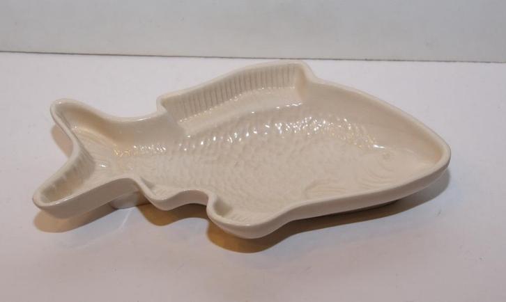 Visvormige schaal, Antiek en Kunst, Antiek | Keramiek en Aardewerk, Ophalen of Verzenden