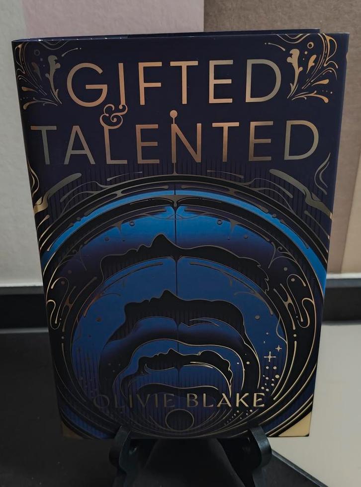 Fairyloot Gifted & Talented Olivie Blake Sprayed Edges, Boeken, Fantasy, Nieuw, Ophalen of Verzenden