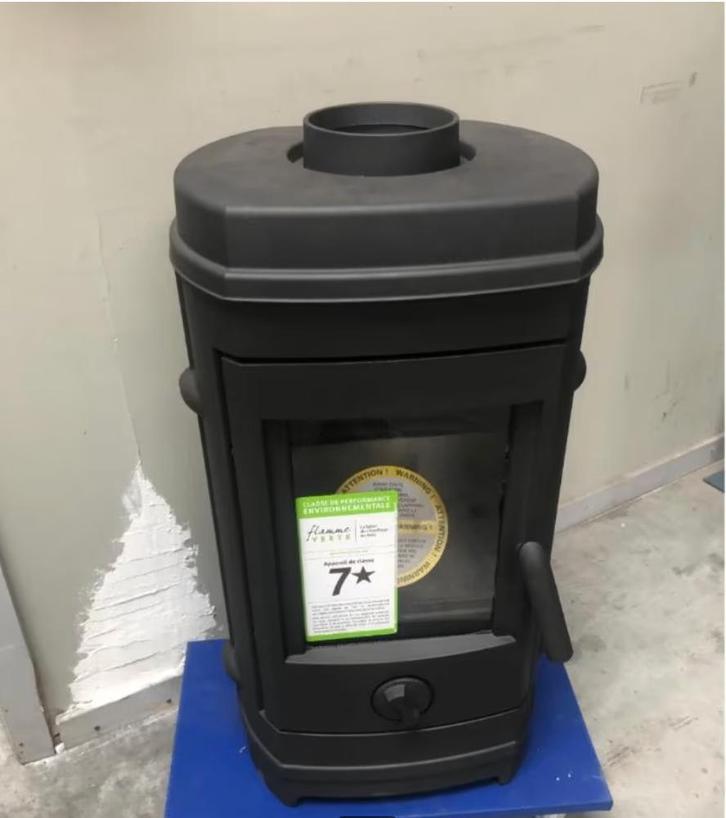 staande kachel SHOWROOMMODEL, Huis en Inrichting, Kachels, Houtkachel, Ophalen