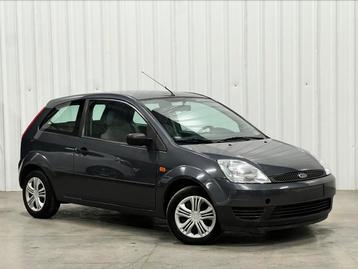- Ford Fiesta - 1.3 Benzine - 90.000km - BJ 2003 - 44KW  beschikbaar voor biedingen