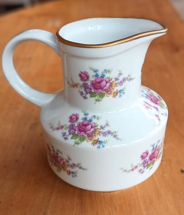 Porseleinen karaf van Limoges beschikbaar voor biedingen