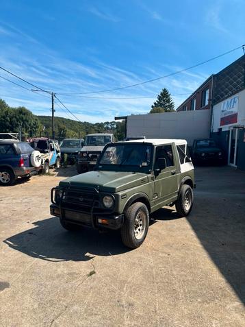 Suzuki samurai, Enlèvement, Utilisé, Suzuki