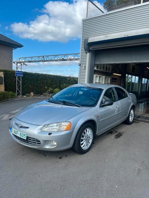 Chrysler sebring 2.7 benzine Automaat met 105000km, Auto's, Chrysler, Bedrijf, Te koop, Sebring, Radio, Benzine, Automaat, Zilver of Grijs