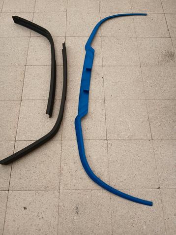 2x frontlip spoiler universeel  beschikbaar voor biedingen