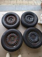 Stalen velgen steekmaat 4x100 en banden 185/65 R15, Ophalen, Band(en)