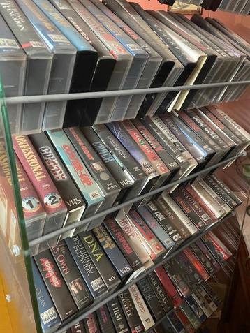 Cassettes vidéo VHS - films - adultes disponible aux enchères