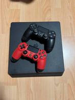 PS4 + 2 controllers te koop., Games en Spelcomputers, Spelcomputers | Sony PlayStation 4, Ophalen, Zo goed als nieuw