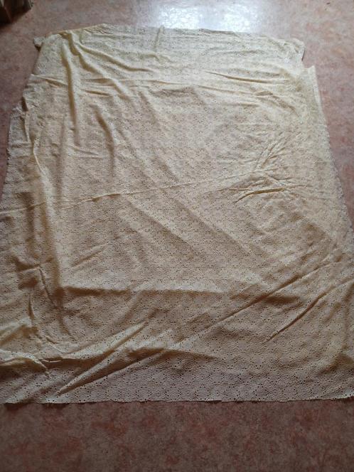 Pakket retro afwasbare tafellakens in verschillende vormen, Huis en Inrichting, Tafelkleden, Gebruikt, Ophalen