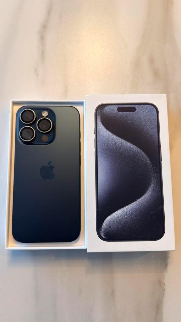 iPhone 15 Pro 256 GB – Blauw Titanium – In topstaat, Telecommunicatie, Mobiele telefoons | Apple iPhone, Zo goed als nieuw, 256 GB