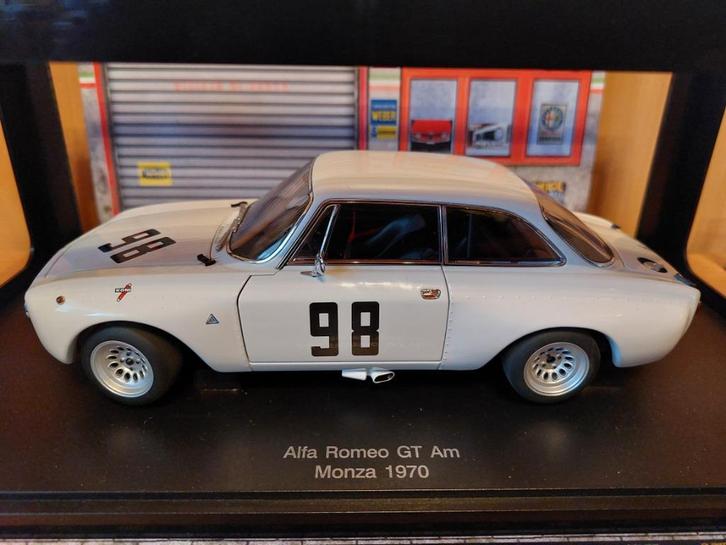Alfa Romeo Giulia GTAm Autoart Millennium 1:18., Hobby en Vrije tijd, Modelauto's | 1:18, Nieuw, Auto, Autoart, Ophalen of Verzenden