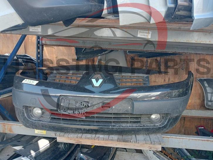 Voorbumper Renault Megane II 8200142001, Auto-onderdelen, Carrosserie, Bumper, Renault, Voor, Gebruikt, Ophalen of Verzenden