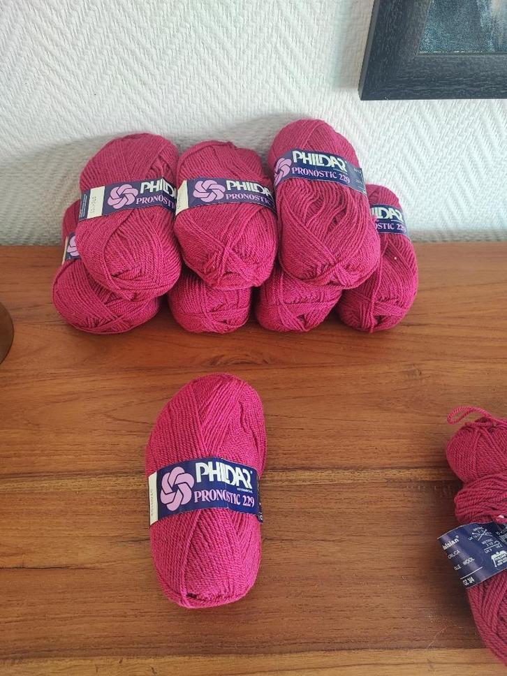 Phildar Pronostic 229 paarsroos +-9 bollen €6 voor het lot, Hobby en Vrije tijd, Breien en Haken, Zo goed als nieuw, Ophalen of Verzenden