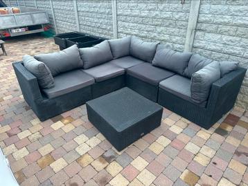 Loungsets beschikbaar voor biedingen