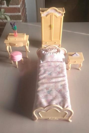Vintage slaapkamer Barbie  beschikbaar voor biedingen