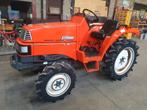 Kubota 4x4 4 cilinder 24 pk tractor in nieuwstaat, Tuin en Terras, Zitmaaiers, Ophalen of Verzenden, Zo goed als nieuw