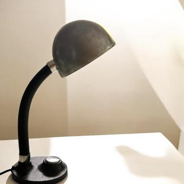 Mid century 1960 industeiele bireaulamp  beschikbaar voor biedingen