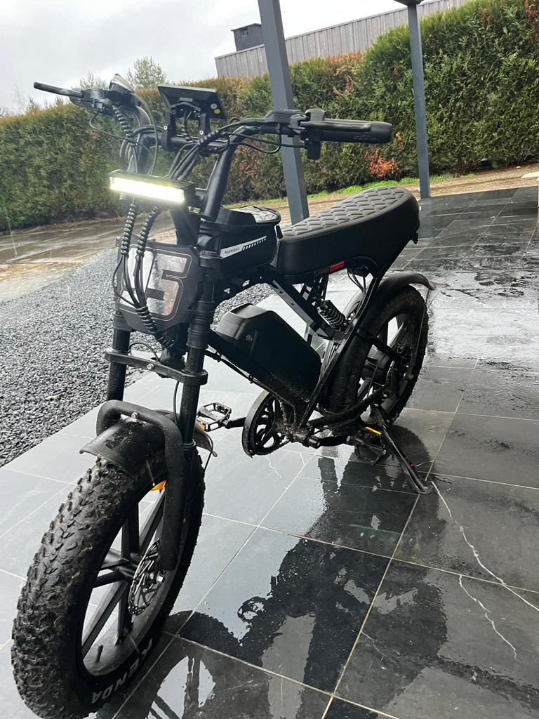 X80 Fatbike, Vélos & Vélomoteurs, Vélos électriques, Comme neuf, Autres marques, 51 à 55 cm, 50 km par batterie ou plus, Enlèvement