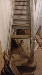 Rénovation escaliers abîmées. BRUXELLES, Divers, Comme neuf