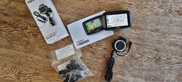 GPS Moto Tom Tom Rider 50 itinéraire "Fun", Auto diversen, Autonavigatie, Zo goed als nieuw, Ophalen of Verzenden