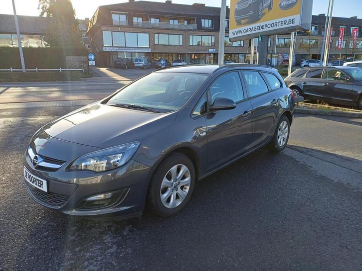 Opel Astra Sports Tourer 1398cc benzine manueel, Auto's, Opel, Particulier, Te koop, Astra, Benzine, Break, Handgeschakeld, Gebruikt