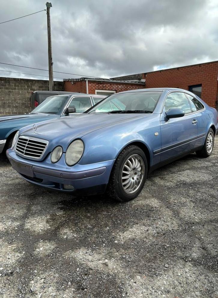 MERCEDES CLK 230 Kompressor Elégance  01/2000, Auto's, Mercedes-Benz, Particulier, CLK, Centrale vergrendeling, Benzine, Coupé