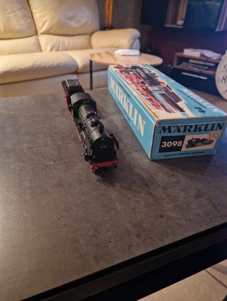 Märklin 3098, Hobby en Vrije tijd, Modeltreinen | H0, Zo goed als nieuw, Locomotief, Märklin, Ophalen of Verzenden