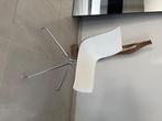 2 stoelen design, Huis en Inrichting, Stoelen, Ophalen, Gebruikt, Twee, Wit