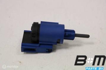 Schakelaar voor koppelingshefboom VW Passat B5 beschikbaar voor biedingen