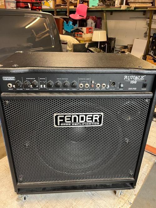 ampli fender combo basse, Musique & Instruments, Amplis | Basse & Guitare, Comme neuf, Guitare basse, 100 watts ou plus, Enlèvement