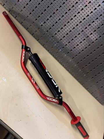 Voca cross stuur rood 22 mm derbi aprillia beta etc beschikbaar voor biedingen