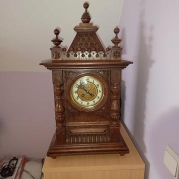Horloge à pendule ancienne en bois, Antiquités & Art, Enlèvement