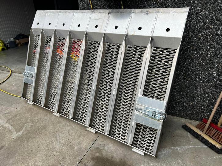 NIEUW: Aluminium Oprijklep SARIS (203x130 cm), Autos : Divers, Remorques Pièces, Neuf, Enlèvement