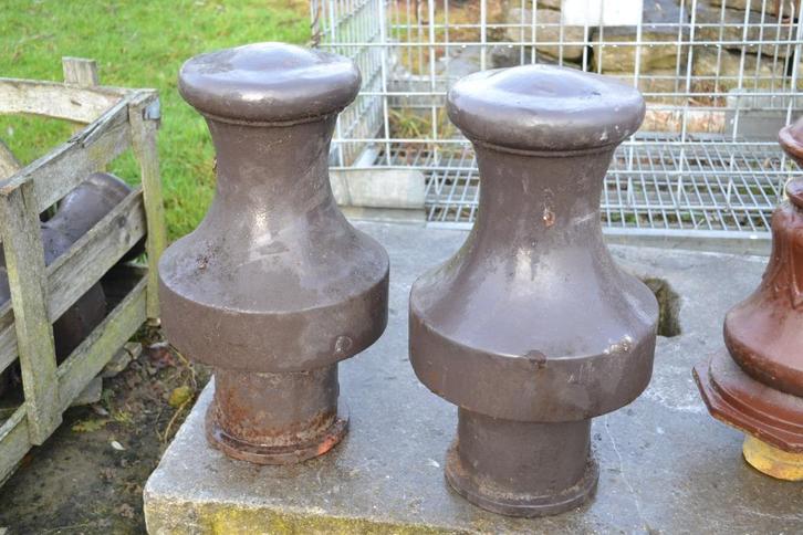 10 oude gietijzeren paaltjes, Tuin en Terras, Schuttingen, Gebruikt, Ophalen